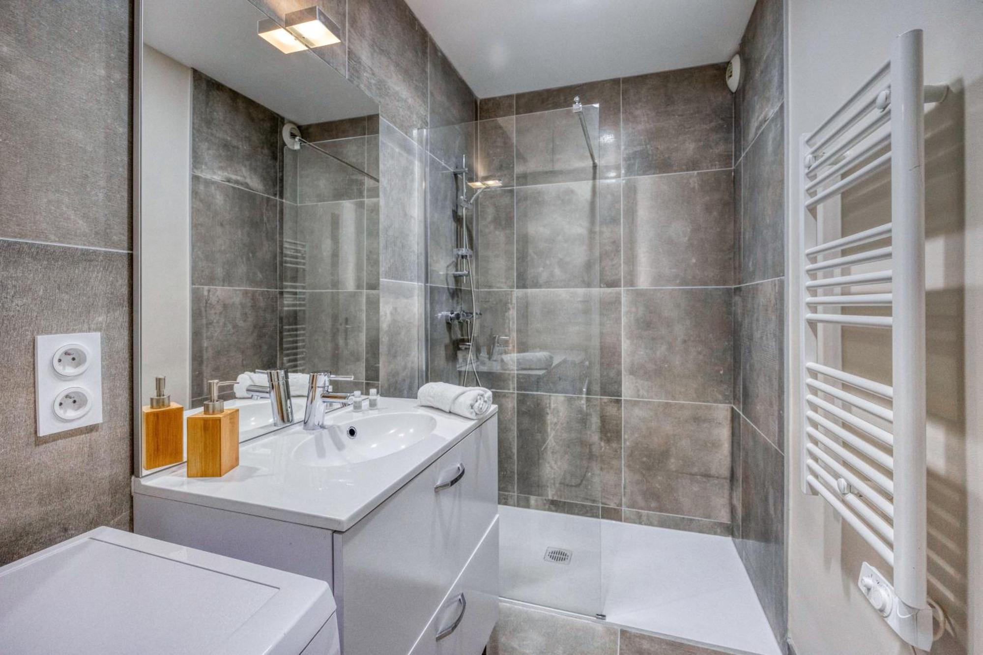 Le Bellevue - Gare De Grenoble Apartment Екстериор снимка